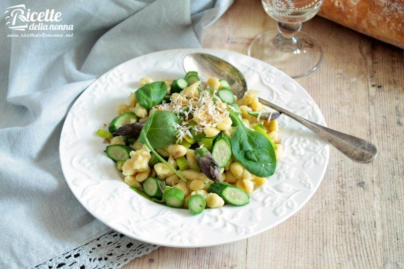 Gli Sp Tzle Tirolesi Al Farro E Verdure Di Primavera Ricette Della Nonna