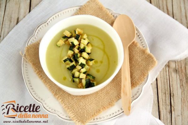 Potage di patate con brunoise di zucchine fritte