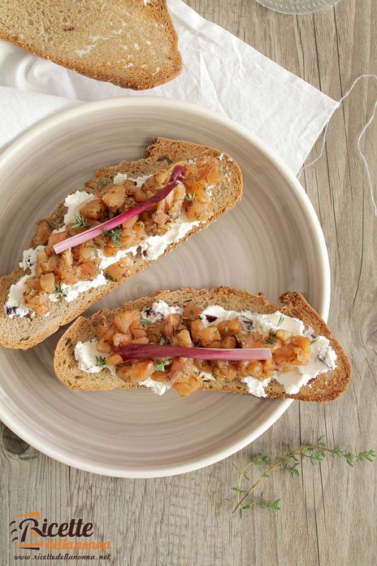 Crostini Al Salmone | Ricette Della Nonna