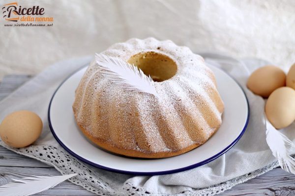 Torta degli angeli o torta pan degli angeli, ricetta del ciambellone soffice e semplice da fare