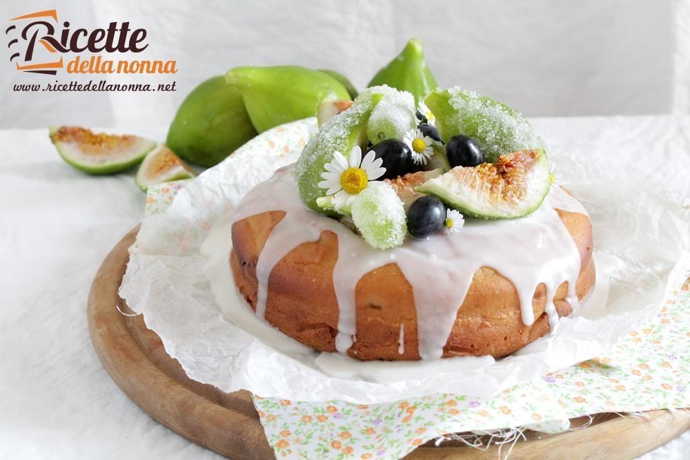 Torta con fichi secchi e uva | Ricette della Nonna