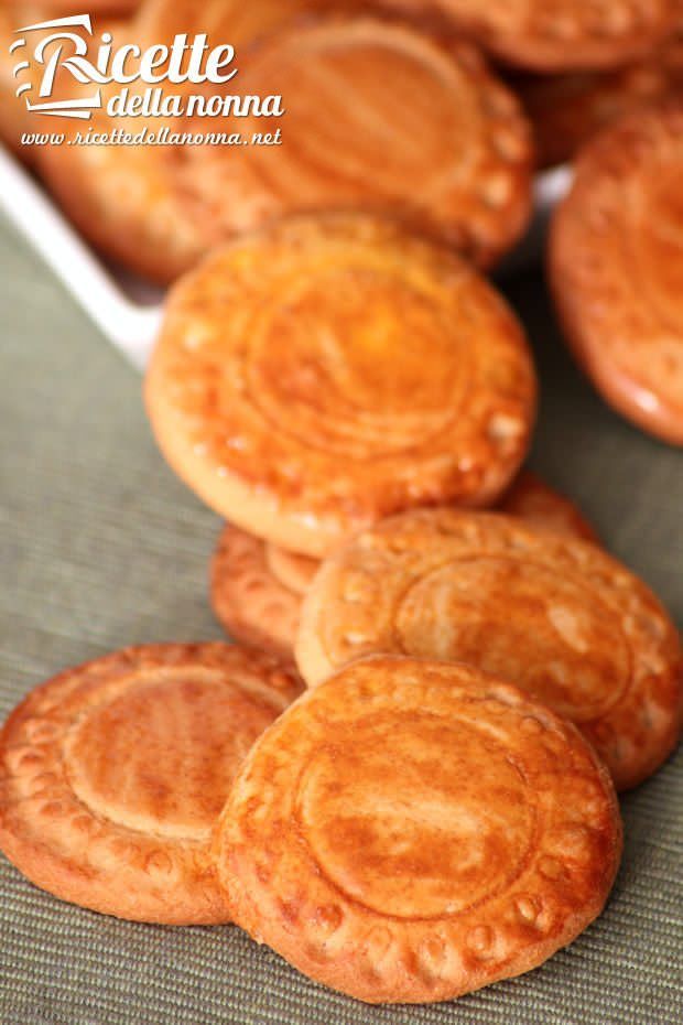 Pine Elevator ketcher Biscotti Tarallucci | Ricette della Nonna