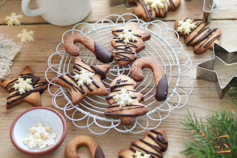 Ricetta Biscotti Di Natale Glassati Al Cioccolato | Ricette Della Nonna