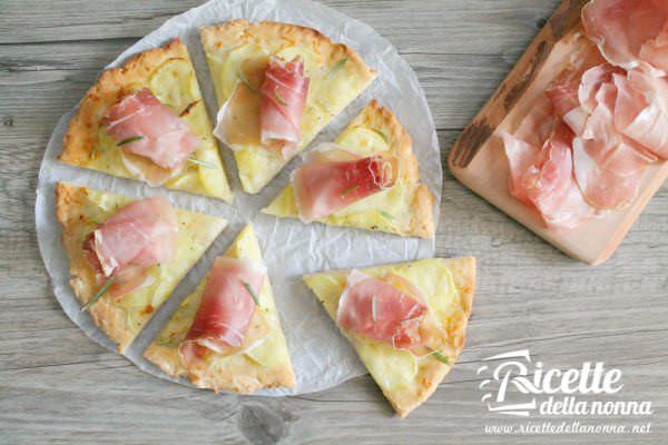 Pizza senza glutine alle patate e speck