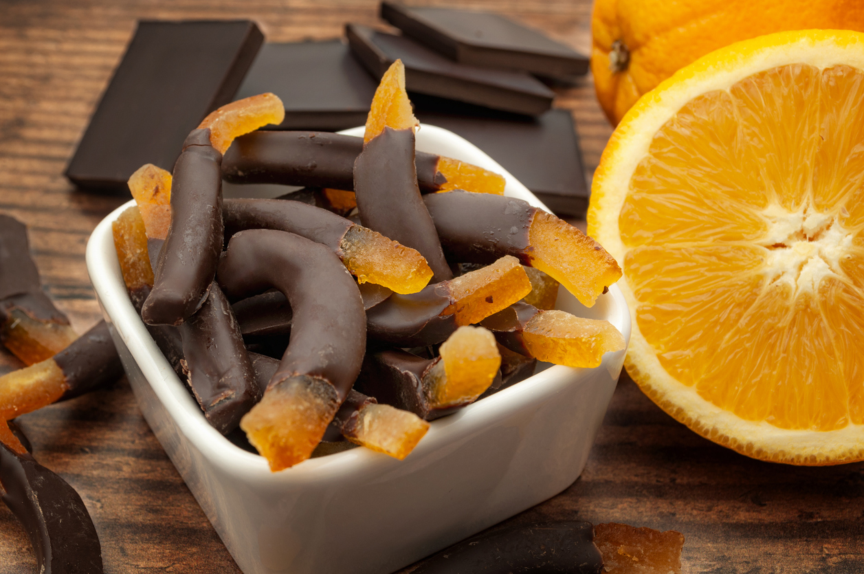 Bucce d’arancia ricoperte di cioccolato