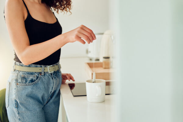 Tisane naturali per eliminare i chili di troppo e ricetta della tisana fatta in casa che ti aiuta a tornare in forma