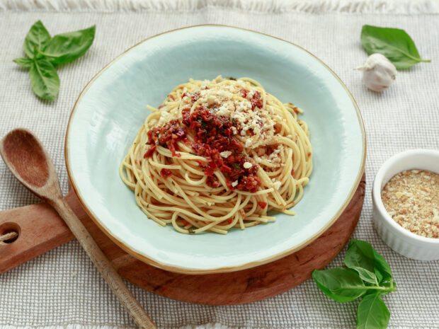 Spaghetti con il capuliato, ricetta