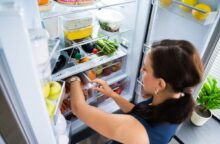 Trucchi per mantenere fresco e pulito il tuo frigo di casa quando sei in ferie