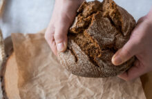 5 modi di riciclare il pane raffermo in cucina e usarlo anche per fare i dolci