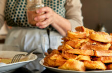 Come fare il pane maritato, il french toast abruzzese che rende goloso il pane raffermo