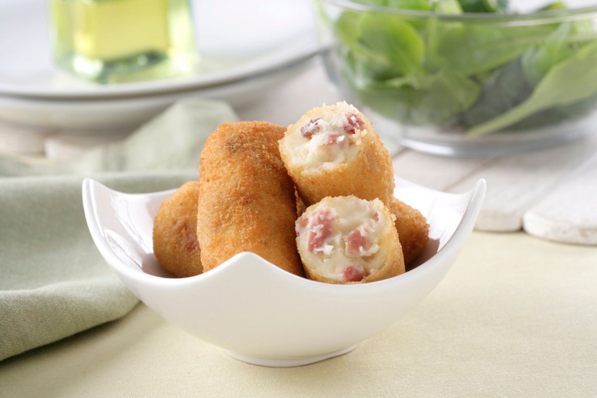 Crocchette spaagnole, o croquetas (prosciutto)