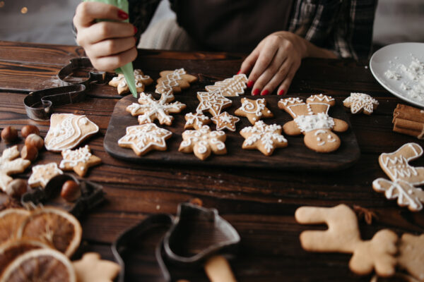 10 biscotti di Natale con ricette da fare in casa e che puoi anche regalare