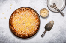 È l’alternativa sfiziosa e golosa alla classica torta di riso che si fa in Toscana, e non ti farà rimpiangere l’originale neanche per un momento