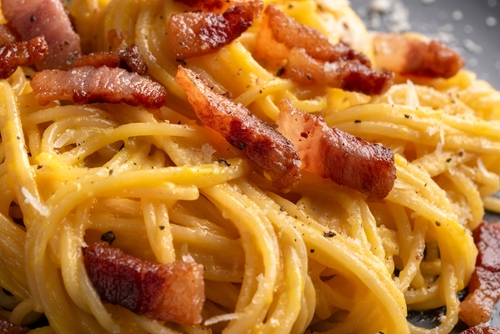 tuorlo d'uovo come riutilizzarlo in cucina carbonara