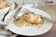 Le crepes al salmone sono la ricetta facile che dona un tocco di classe al tuo menù delle feste