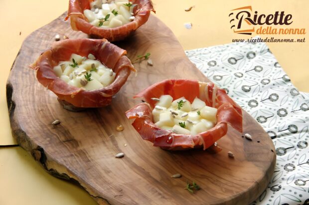 Cestini di prosciutto crudo