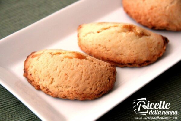 Ricordano la pastiera ma si fanno per la festa del papà: ricetta delle raviole di San Giuseppe