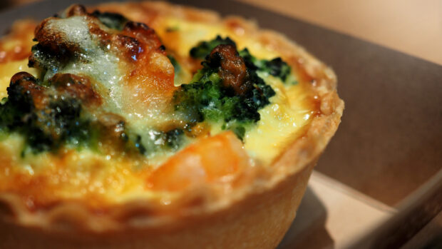 Quiche with shrimp and broccoli ,A type of salty pies.